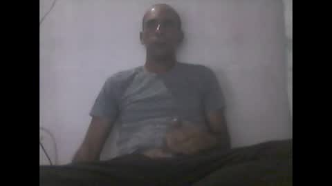 Snapshot of everaldosantos chatting on December 2024 12:05:01 AM everaldosantos online show from December 2024 12:05:01 AM