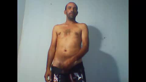 Snapshot of everaldosantos chatting on November 2025 11:05:01 PM everaldosantos online show from November 2025 11:05:01 PM