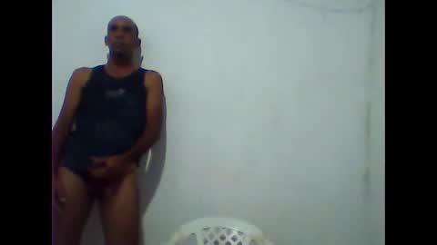 Snapshot of everaldosantos chatting on March 2026 09:39:02 PM everaldosantos online show from March 2026 09:39:02 PM