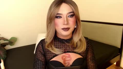 BEST OF BOTH WORLD online show from December 2025 05:20:01 PM