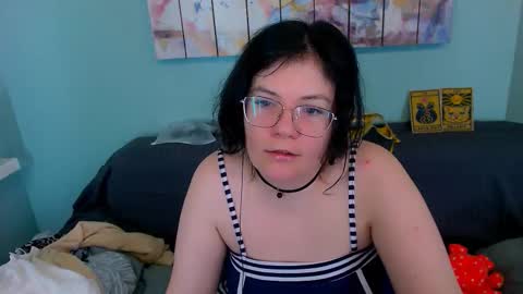 Everly online show from March 2026 08:45:02 PM