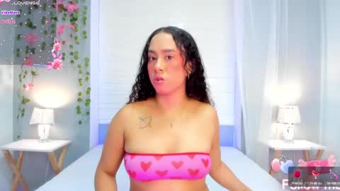 EVELYN online show from September 2025 04:13:02 AM