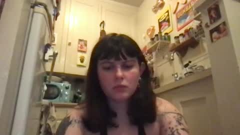 eves garden online show from February 2026 03:15:02 AM