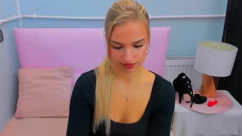 Eve online show from September 2025 08:45:01 PM