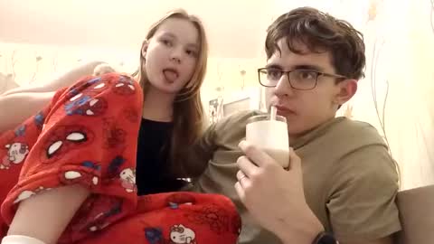 Snapshot of evgeniy_anna chatting on February 2026 07:53:01 PM Evgeniy and Anna online show from February 2026 07:53:01 PM