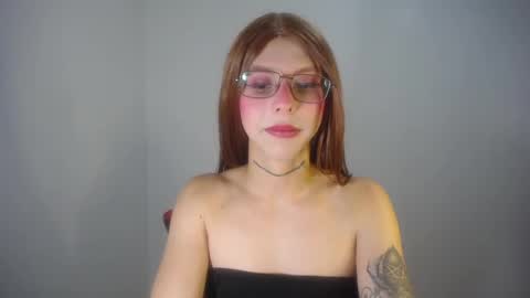 Evi online show from March 2025 11:49:02 PM