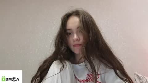 evi_woow online show from June 2026 09:17:01 PM