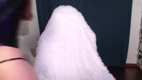 Vanessa Evian online show from January 2025 09:48:02 PM