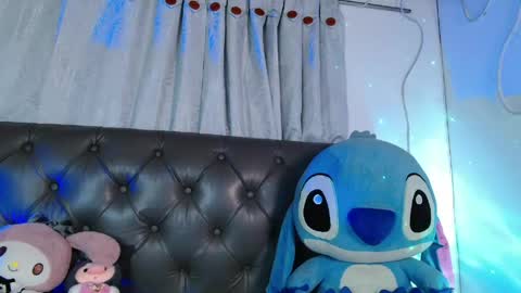 Evie Cloud online show from June 2026 04:52:02 AM