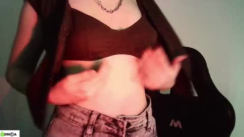 Renesme White Im here from Monday to Friday online show from April 2026 01:26:01 AM
