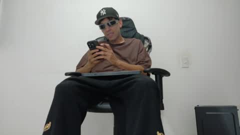 evil_boss1 online show from July 2026 05:03:02 AM
