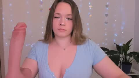 evilla_brill online show from April 2026 08:21:02 AM