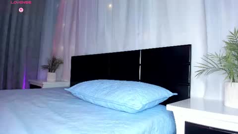 Evolet online show from July 2026 03:03:02 PM