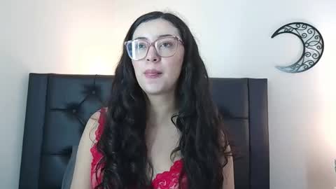 Evolet online show from April 2026 05:35:01 PM