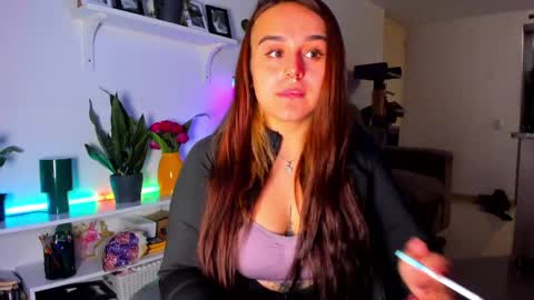 EVY online show from April 2026 11:24:02 PM