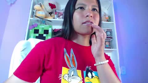 Im Evy online show from December 2024 04:50:01 PM