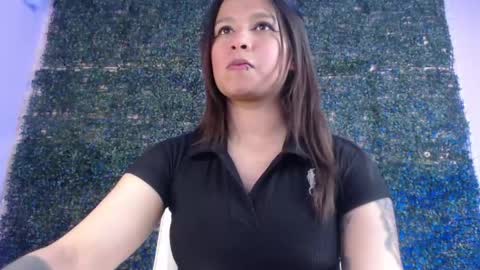 Im Evy online show from May 2026 05:43:01 PM