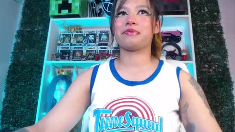 Im Evy online show from May 2026 11:20:01 PM
