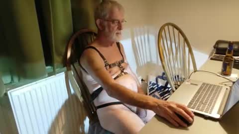 Snapshot of ewaldwillems99 chatting on September 2025 02:30:02 PM Naaktloper online show from September 2025 02:30:02 PM