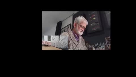 Snapshot of ewaldwillems99 chatting on April 2026 12:10:01 PM Naaktloper online show from April 2026 12:10:01 PM