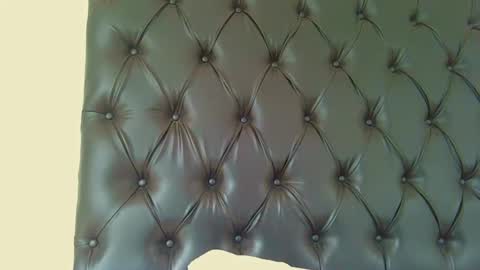 courtney online show from April 2026 07:45:01 AM