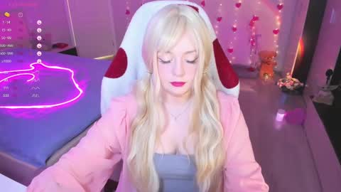 Snapshot of exhoneyangel chatting on March 2025 09:12:02 AM Amy online show from March 2025 09:12:02 AM