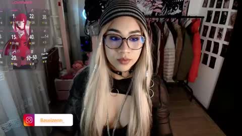 Snapshot of exodiakinky chatting on March 2026 04:18:02 AM Goddess Exodia please help me reach 100 thumbs up online show from March 2026 04:18:02 AM