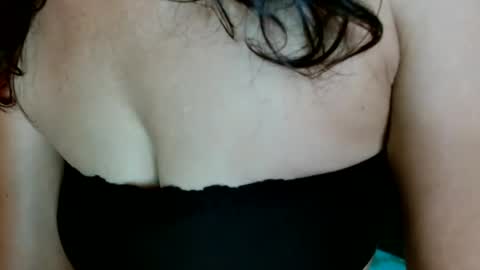 I am JOCELYN online show from April 2026 01:42:02 AM