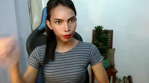 Snapshot of exotic_blacklixexx69 chatting on March 2025 07:04:02 AM Lixe online show from March 2025 07:04:02 AM