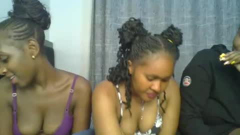 exotic_cutiee online show from April 2026 02:51:02 AM