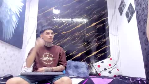 exotichot_couple online show from May 2026 11:32:01 PM