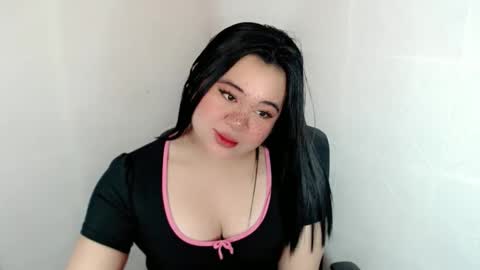 SHANTAL MARIE online show from November 2025 06:12:01 PM