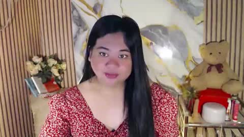 SHANTAL MARIE online show from May 2026 01:43:02 AM