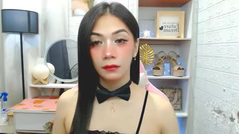 exotictssavie online show from November 2025 06:40:02 PM