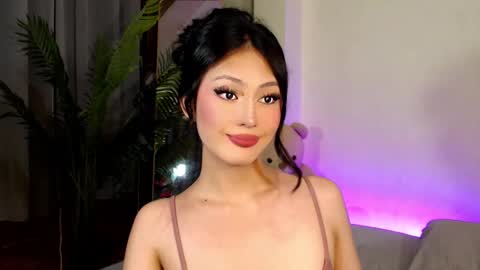 Candy  online show from December 2024 03:35:01 PM