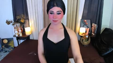 expensive_elise online show from May 2026 06:47:01 PM