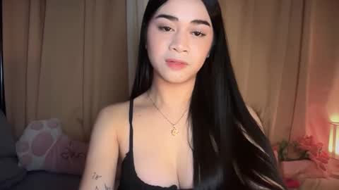Snapshot of expensivets_chloe chatting on December 2025 02:32:02 PM chloee online show from December 2025 02:32:02 PM
