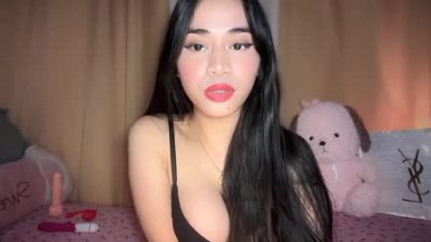 Snapshot of expensivets_chloe chatting on January 2026 07:50:02 PM chloee online show from January 2026 07:50:02 PM