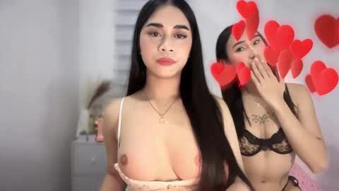 Snapshot of expensivets_chloe chatting on January 2026 10:04:01 PM chloee online show from January 2026 10:04:01 PM