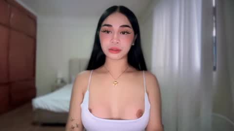 Snapshot of expensivets_chloe chatting on February 2026 09:38:01 AM chloee online show from February 2026 09:38:01 AM