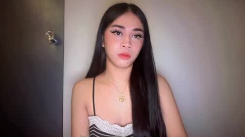 Snapshot of expensivets_chloe chatting on February 2026 08:05:02 PM chloee online show from February 2026 08:05:02 PM