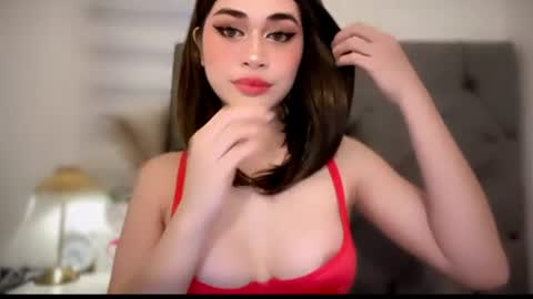 Snapshot of expensivets_chloe chatting on June 2026 09:14:01 AM chloee online show from June 2026 09:14:01 AM