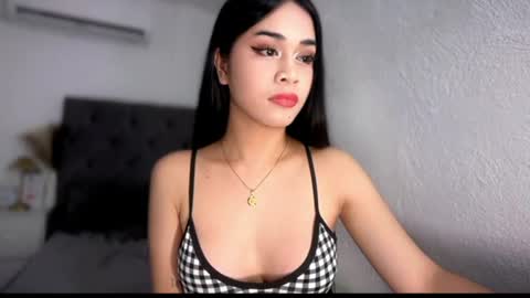 Snapshot of expensivets_chloe chatting on July 2026 02:16:01 AM chloee online show from July 2026 02:16:01 AM
