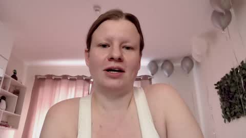 Crystal online show from May 2026 03:11:01 PM