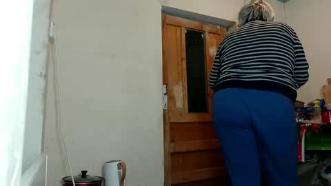 ExquisiteMature online show from February 2025 08:44:02 PM