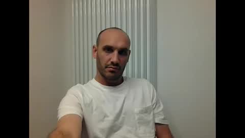 Extro online show from April 2026 08:50:01 PM