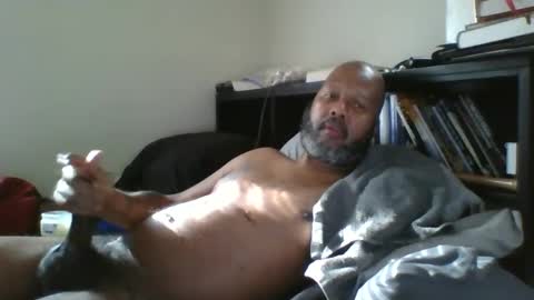 Snapshot of eyequee0007 chatting on February 2025 09:04:02 PM eyequee0007 online show from February 2025 09:04:02 PM