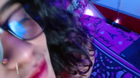 Snapshot of eyfy_bbs chatting on December 2024 10:32:02 PM Nadia online show from December 2024 10:32:02 PM