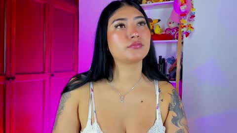 Emily online show from October 2025 02:49:01 PM