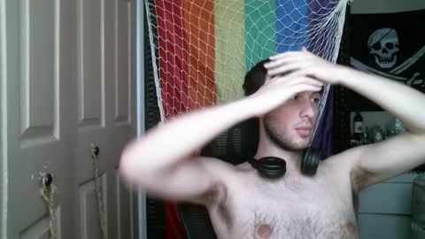 Ezra Naamah online show from January 2026 06:00:02 PM